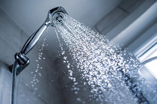 {clean_title}